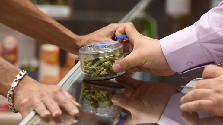 Are Edibles Legal in Illinois